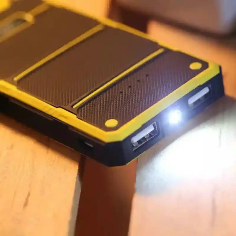 Cargador Portátil Power Bank Land Rover Discovery S3 – 10,000 Mah