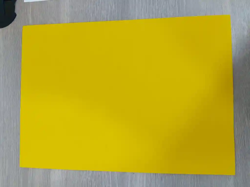 Fomi Color Amarillo Mango 1/8
