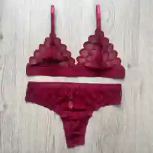 Conjunto Basic Vinotinto – Talla Única