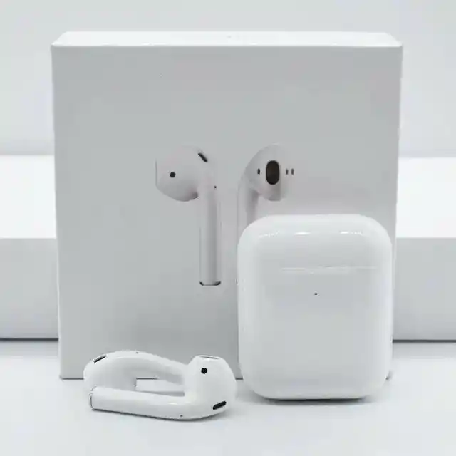 Audífonos Airpods 1/2 Generacion Estuche De Carga Alámbrica