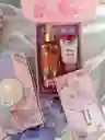Estuche Regalo Victoria Secret Splash Y Crema+ Tarejeta