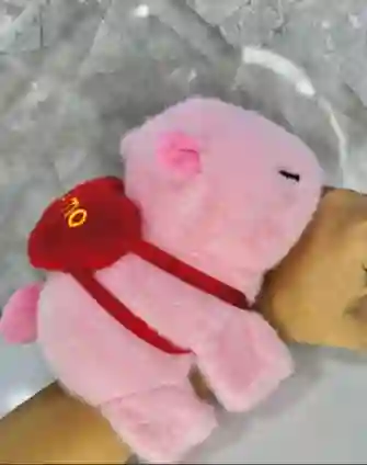 Manilla Peluche Capibara Chiguiro Rosada Te Amo Con Sonido Y Luz
