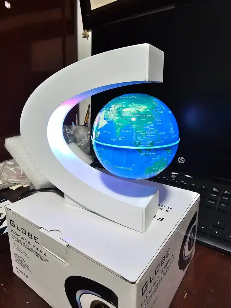 Globo Flotante Terráqueo Con Levitación Magnética Base Y Luz Lampara Led
