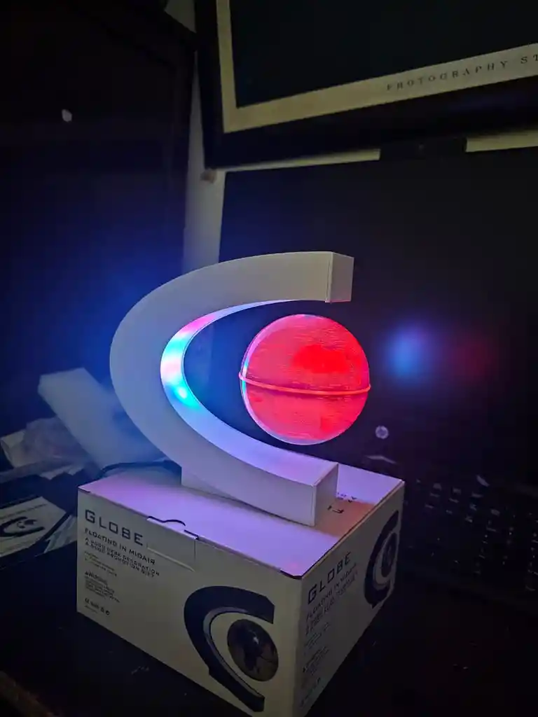 Globo Flotante Terráqueo Con Levitación Magnética Base Y Luz Lampara Led