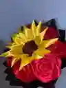 Bouquet Eterno: Rosas Y Girasol