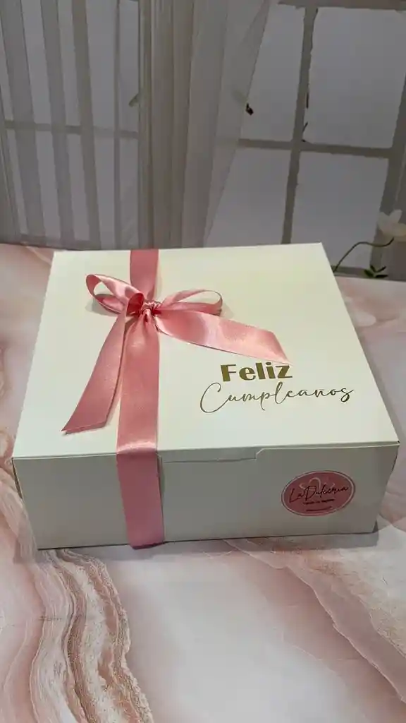 Caja Dulcera Max