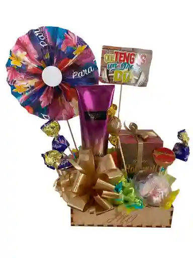 Ancheta De Regalo Con Vela Aromatica Y Crema Love Addict