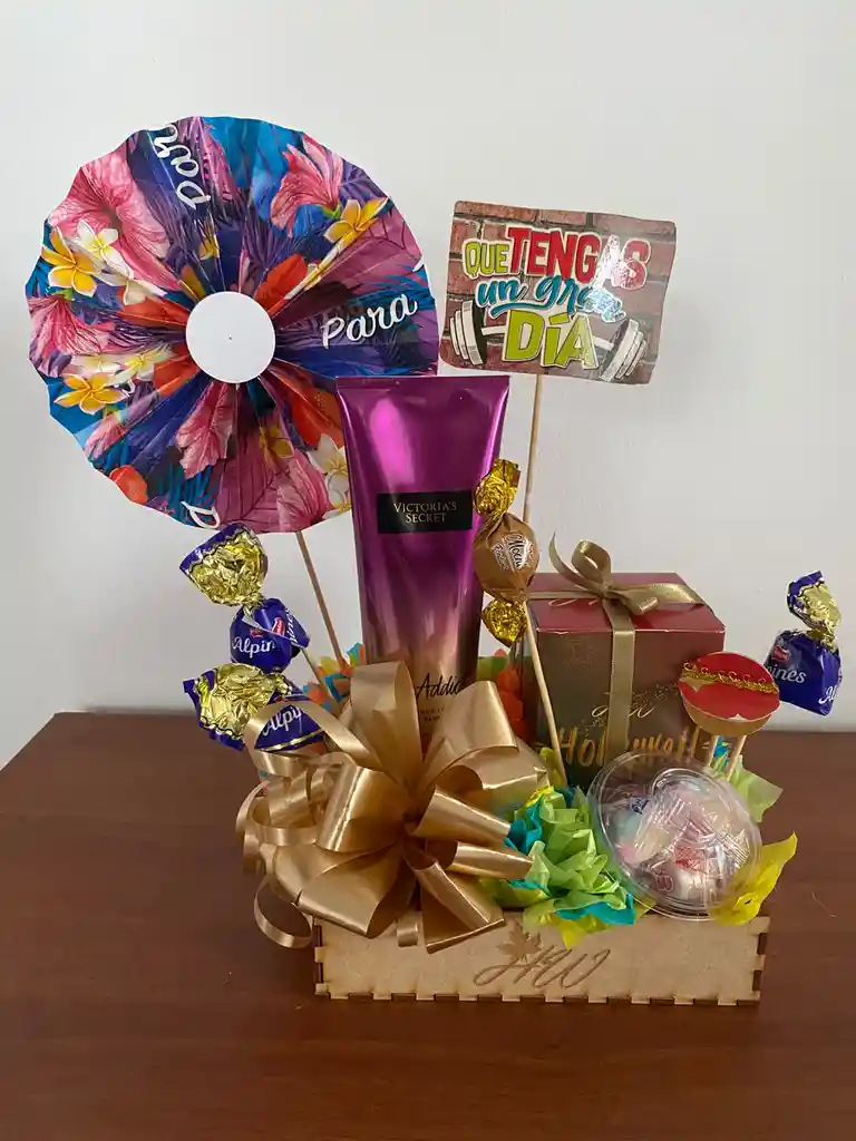 Ancheta De Regalo Con Vela Aromatica Y Crema Love Addict