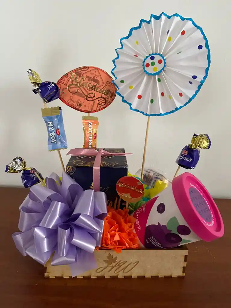 Ancheta De Regalo Con Vela Aromatica Y Crema Hidratante