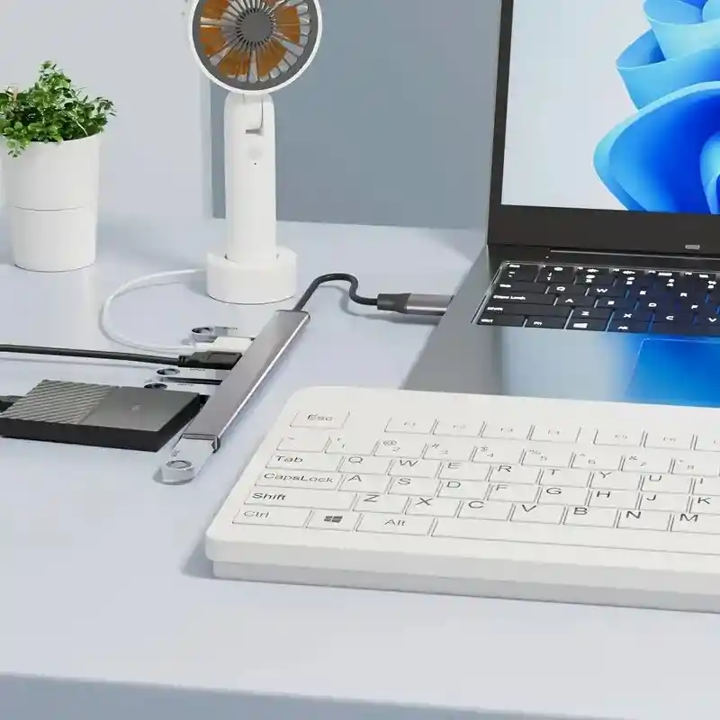 Hub Usb/tipo C 3.0 7 Puertos En Aluminio