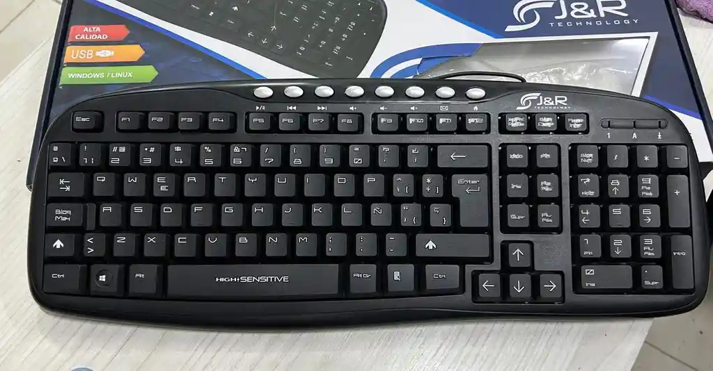 Teclado Para Pc Usb Multimedia Jyr