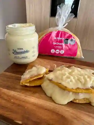 4 Cachapas Rellenas De Queso + 200gr De Stracciatella Artesanal