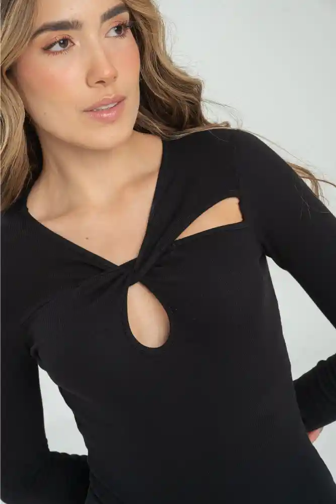 Body Manga Larga Camilo Color Negro Talla S