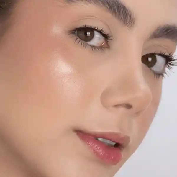 Iluminador Marmol Glow Melu Space Cruiser 11gr