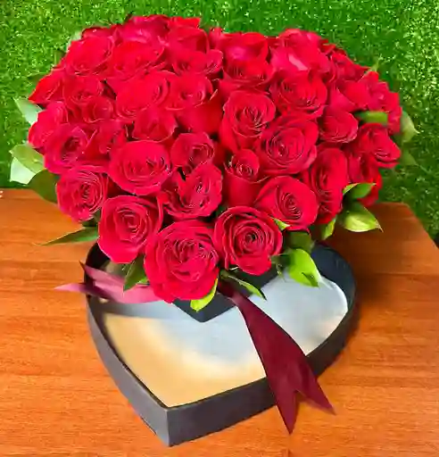 Corazón De Rosas