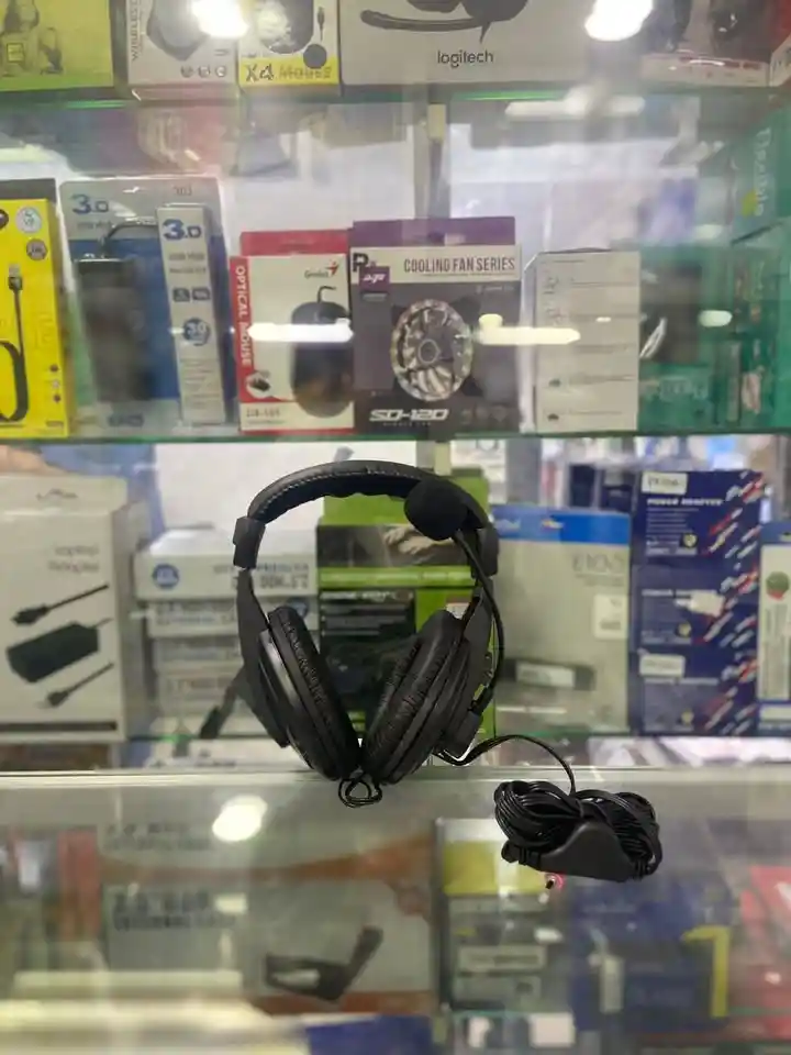 Audífonos Omega Con Micrófono Integrado | Diadema Ajustable En Cuero, Sonido Estéreo
