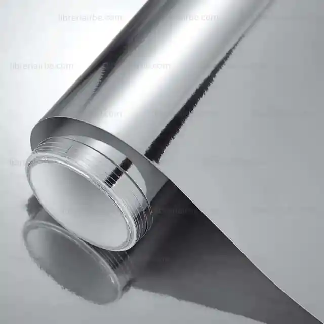 Papel Metalizado Plateado Medio Pliego