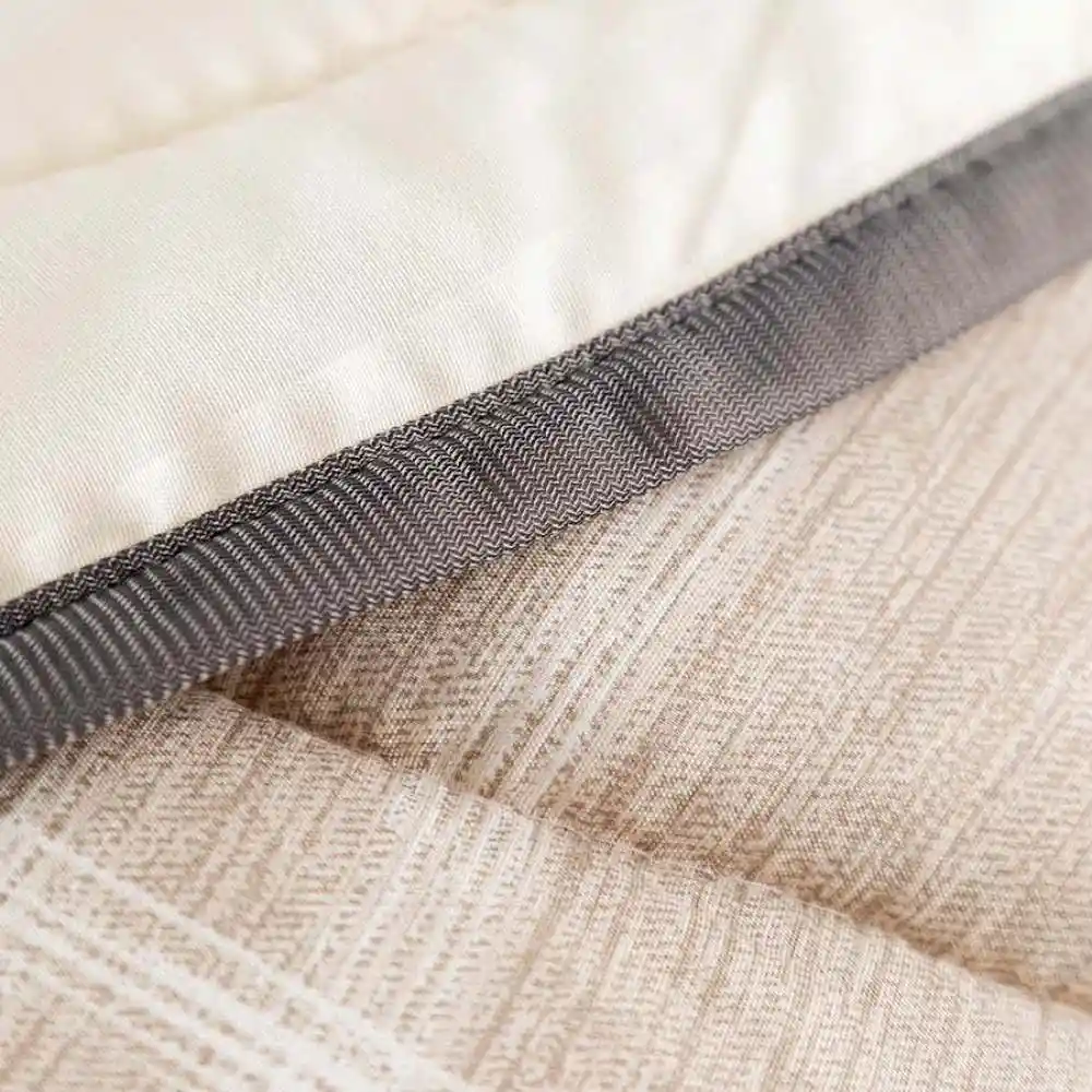 Cubrecama Expressions Cuadros Queen 240x240cm Microfibra