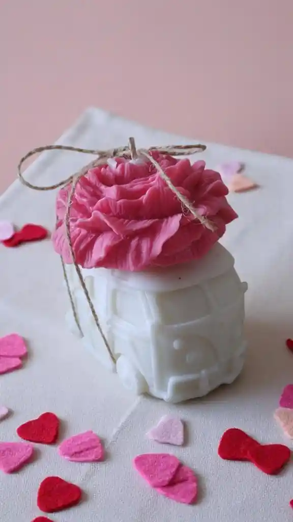 Kit “flores Sobre Ruedas” – Vela Decorativa Aromática 🌸
