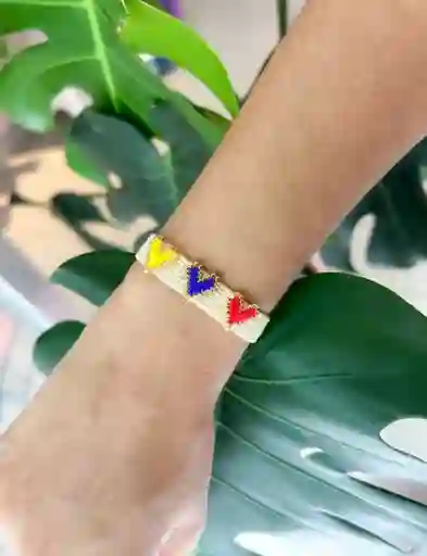Pulsera Colombia Corazones