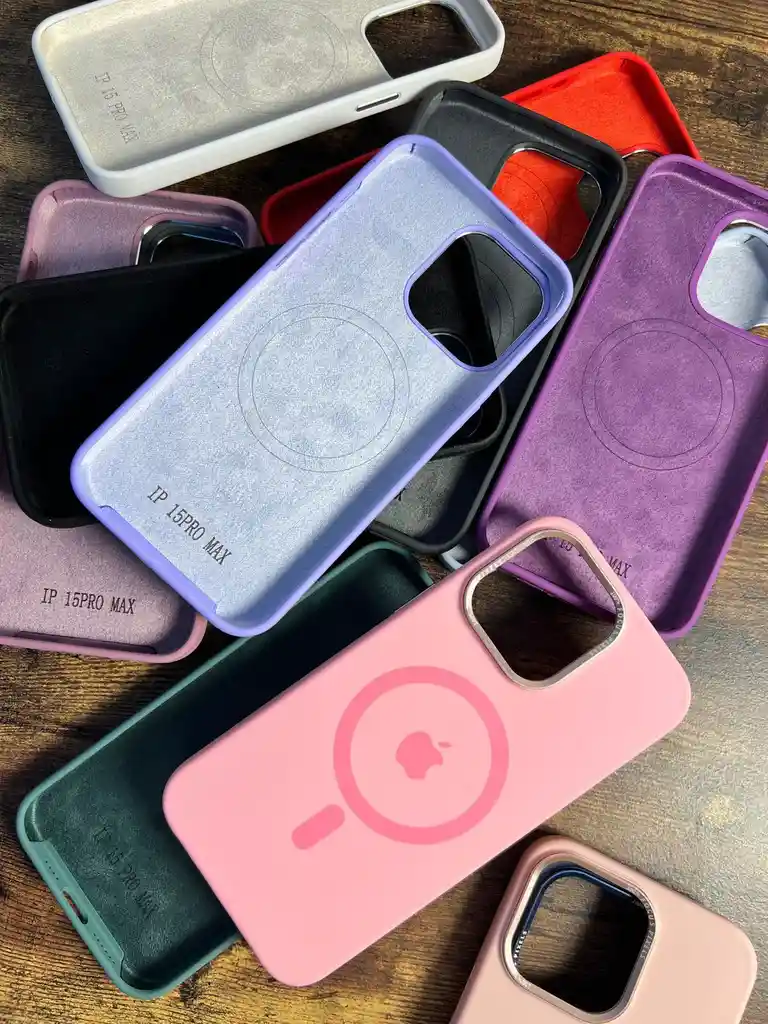 Silicone Case Magsafe Iphone 15 Pro Max Morado
