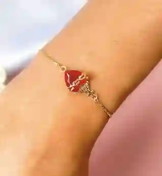 Pulsera Corazón Rojo