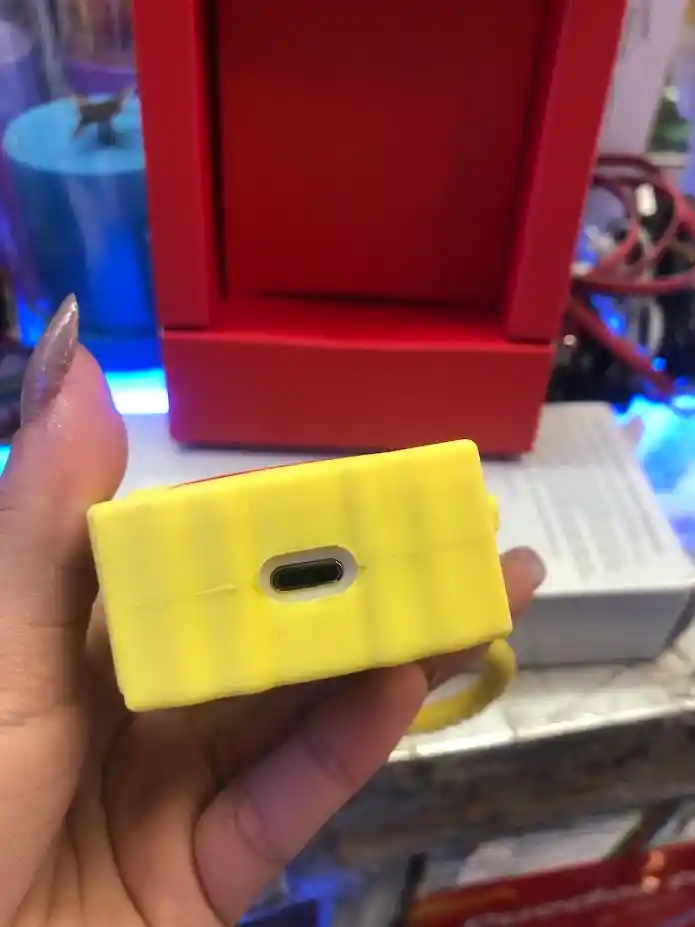 Forro Funda Estuche Para Audífonos Inalámbricos Bob Esponja