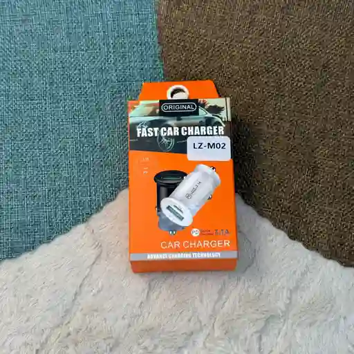 Pluying (cargador Para Carro) 3.1a / 2 Entradas / Tc Y Usb