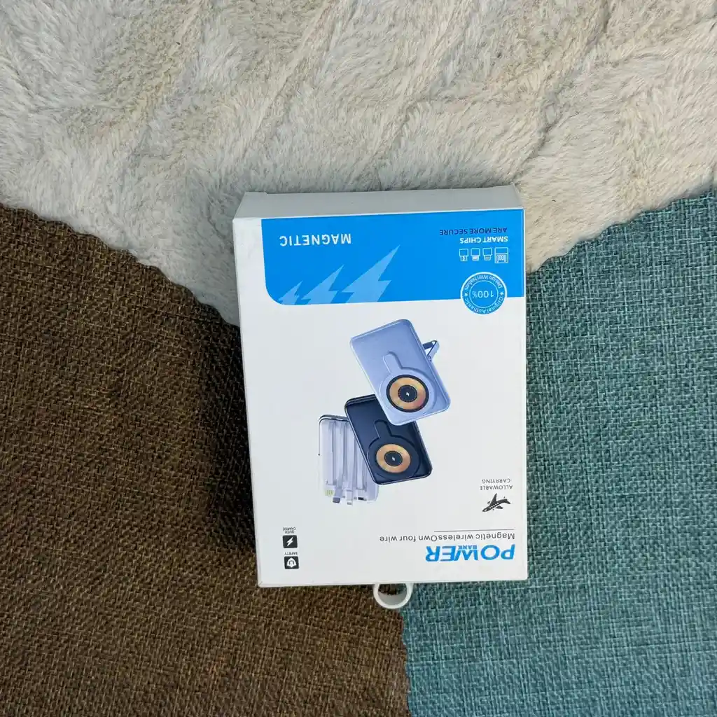 Power Bank 10.000 Magnetica / Con Cable Tipo C, V8, Iphone