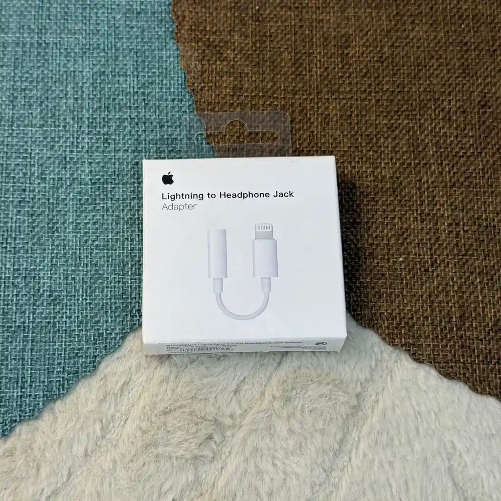 Adaptador Jack De Iphone / Salida 3.5mm Para Audifonos