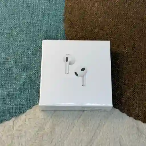 Airpods Serie 3 / Apple / Calidad Y Excelente Sonido / Bluetooth