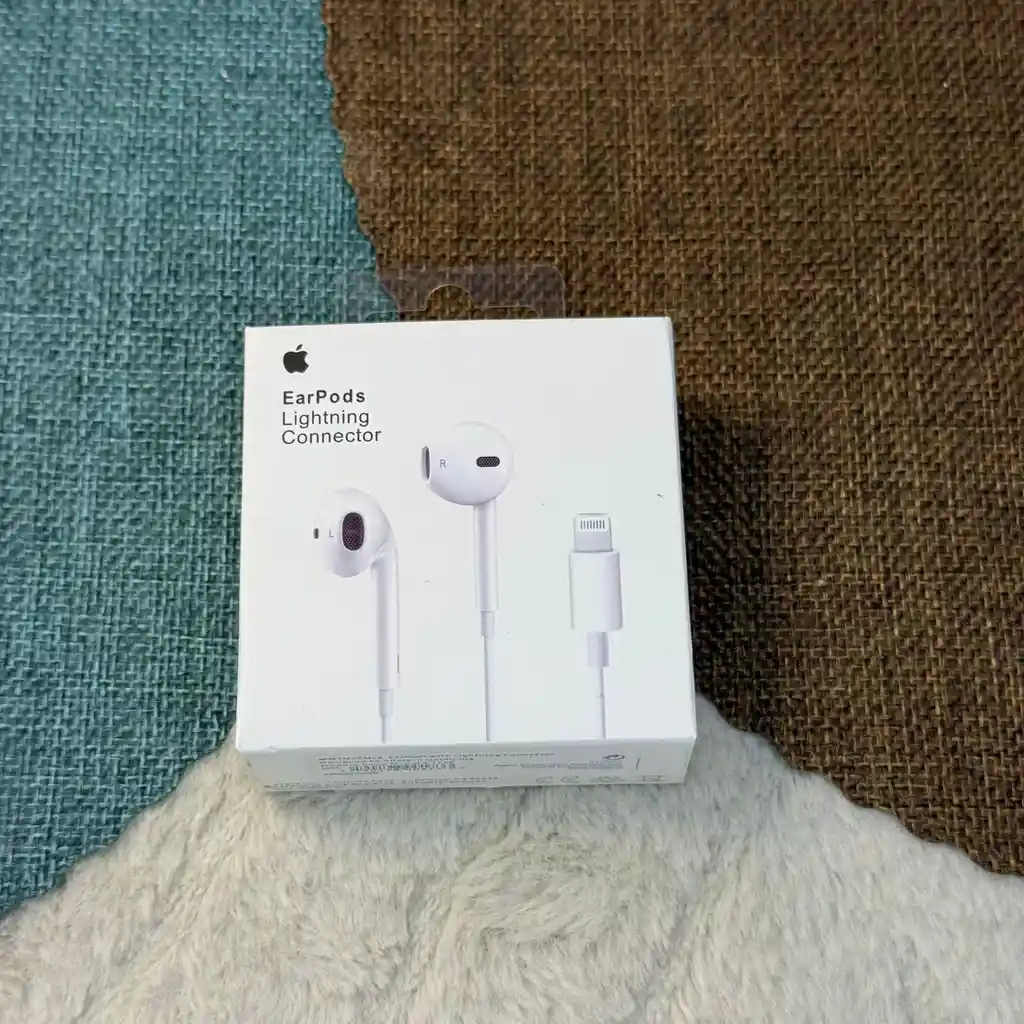 Audifonos De Iphone De Cable / Conexion Bluetooth Encendido