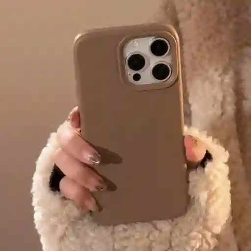 Estuche Silicona Iphone 16 Pro Cafe