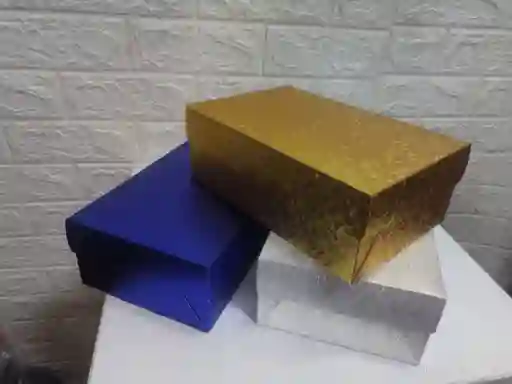 Cajas Metalizadas De 16 Cm ´por 25cm 11cm