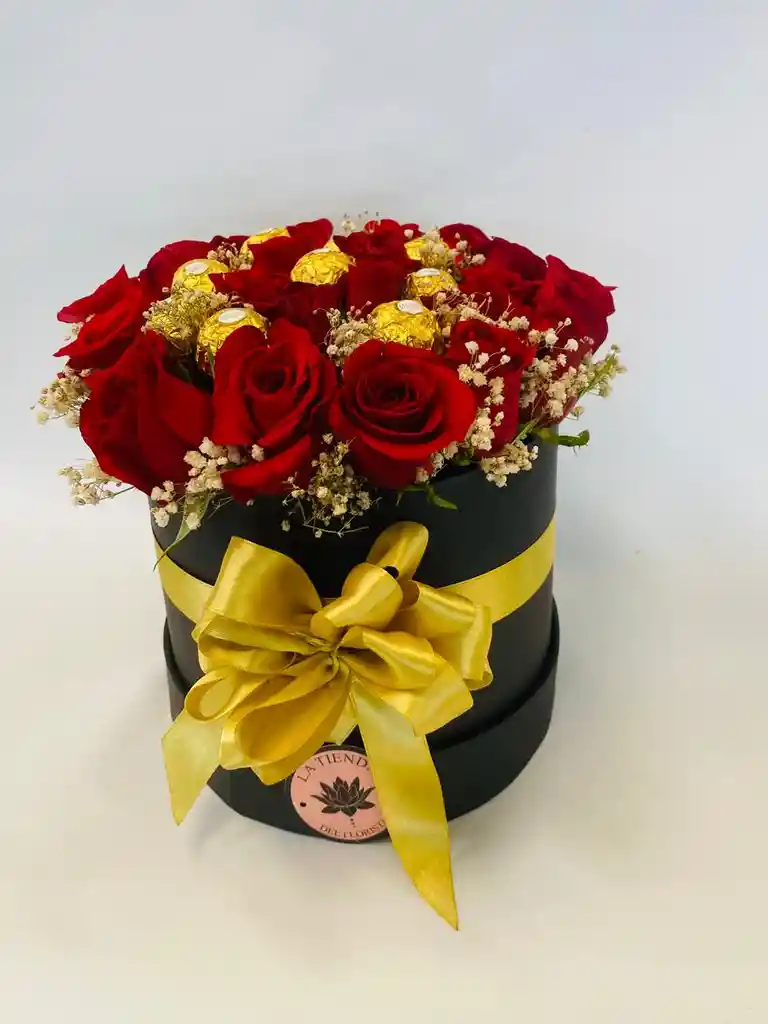 Arreglo Rosa Con Chocolates Ferrero