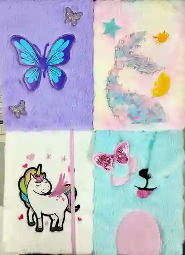 Agenda De Peluche Con Figuras X100 Hojas Cuadriculadas Se Envia De Acuerdo A Dipsonibilidad En Tienda