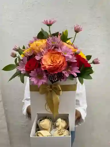Arreglo Floral Mas 4 Fresas