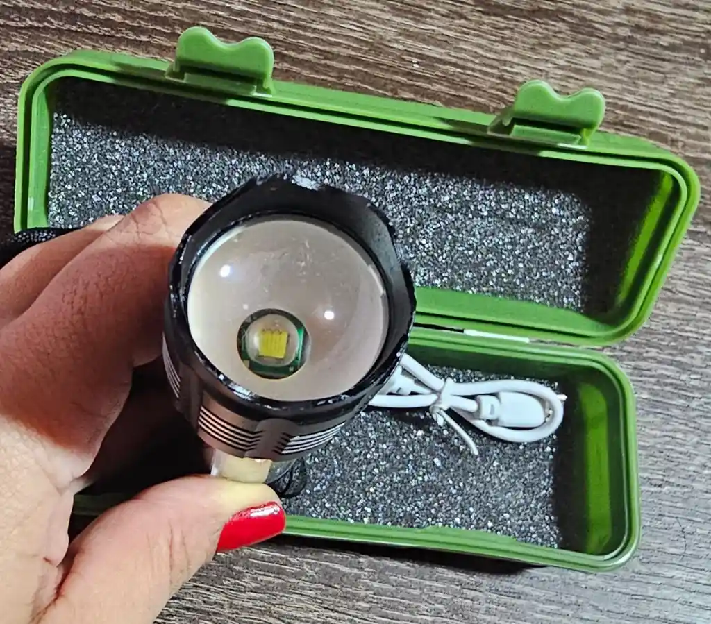 Mini Linterna Recargable Portable