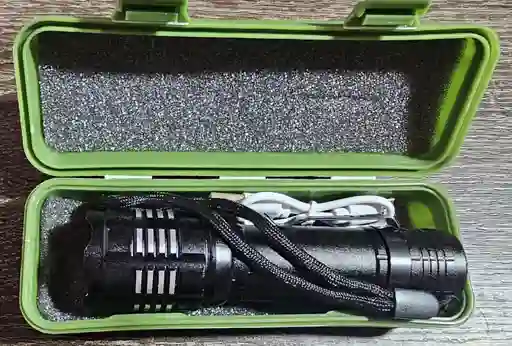 Mini Linterna Recargable Portable