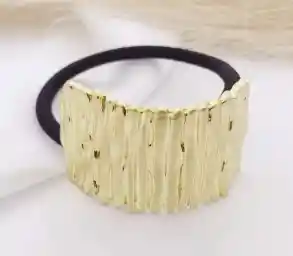 Colero Pony Cuff Cleopatra Dorado