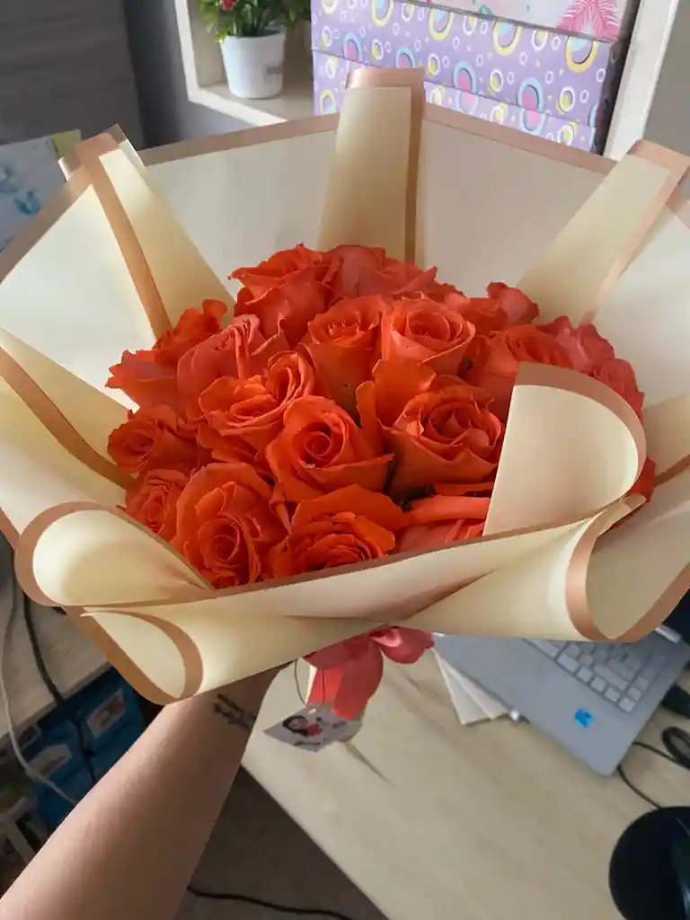 Ramo De 24 Rosas