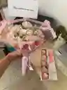 Ramo De Rosas Y Astromelias Mas Caja De Fresas Con Chocolate