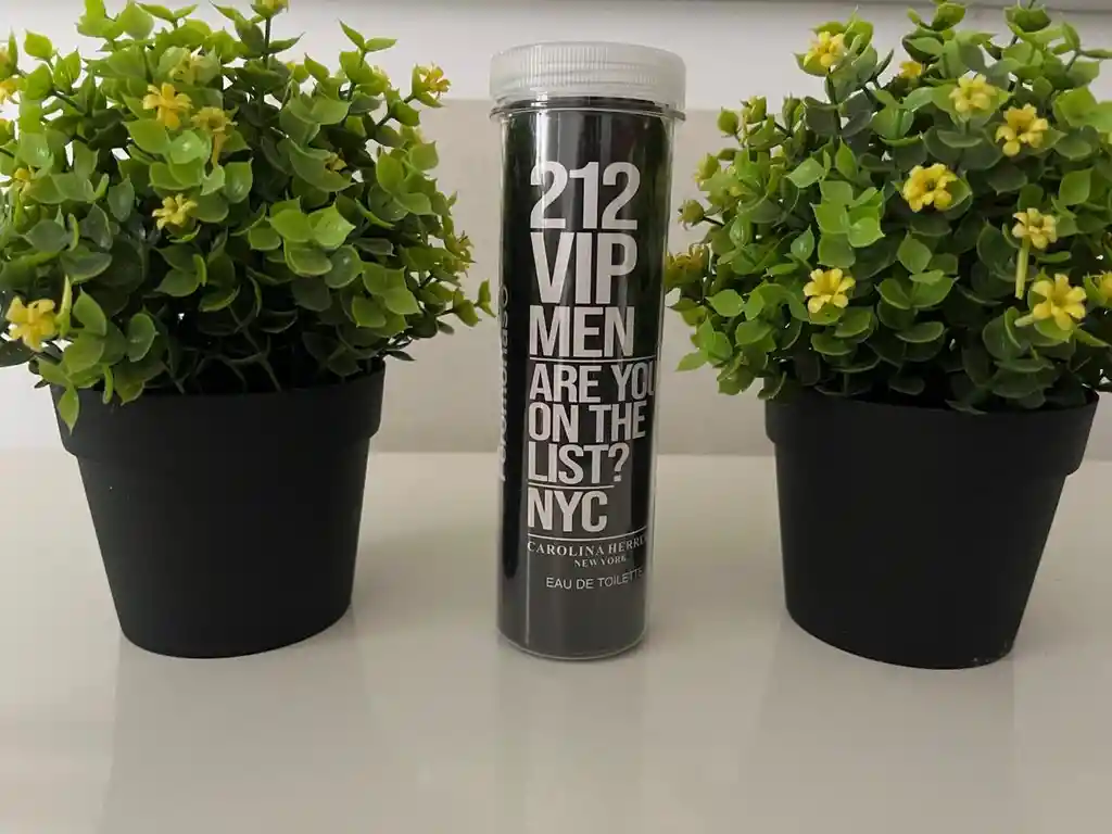 212 Vip Men Negro
