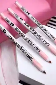 ✍️ Delineador De Labios Y Ojos Trendy – Precisión Y Color En Un Solo Trazo