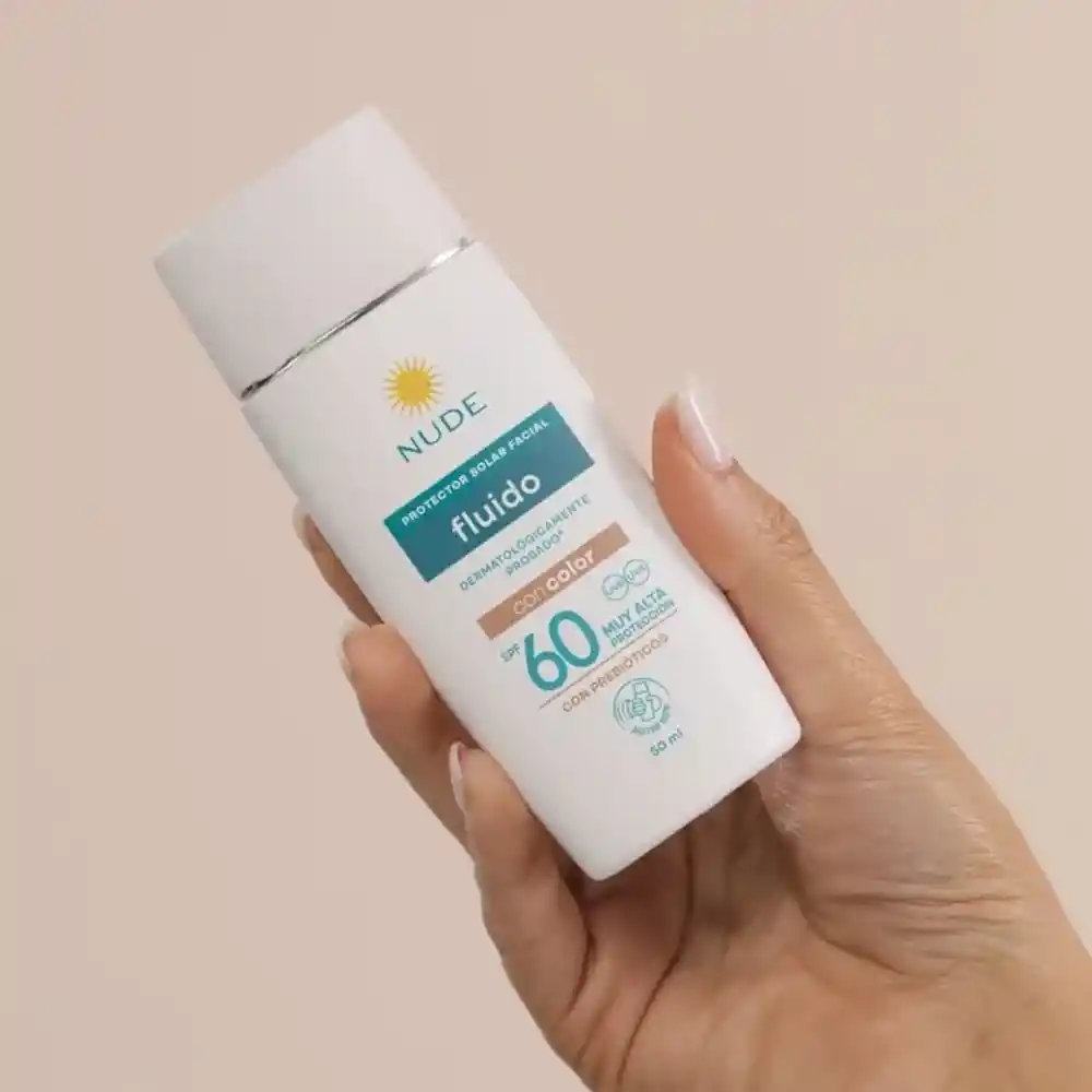 	 Nude Fluido Con Color Protector Solar Spf60 50ml