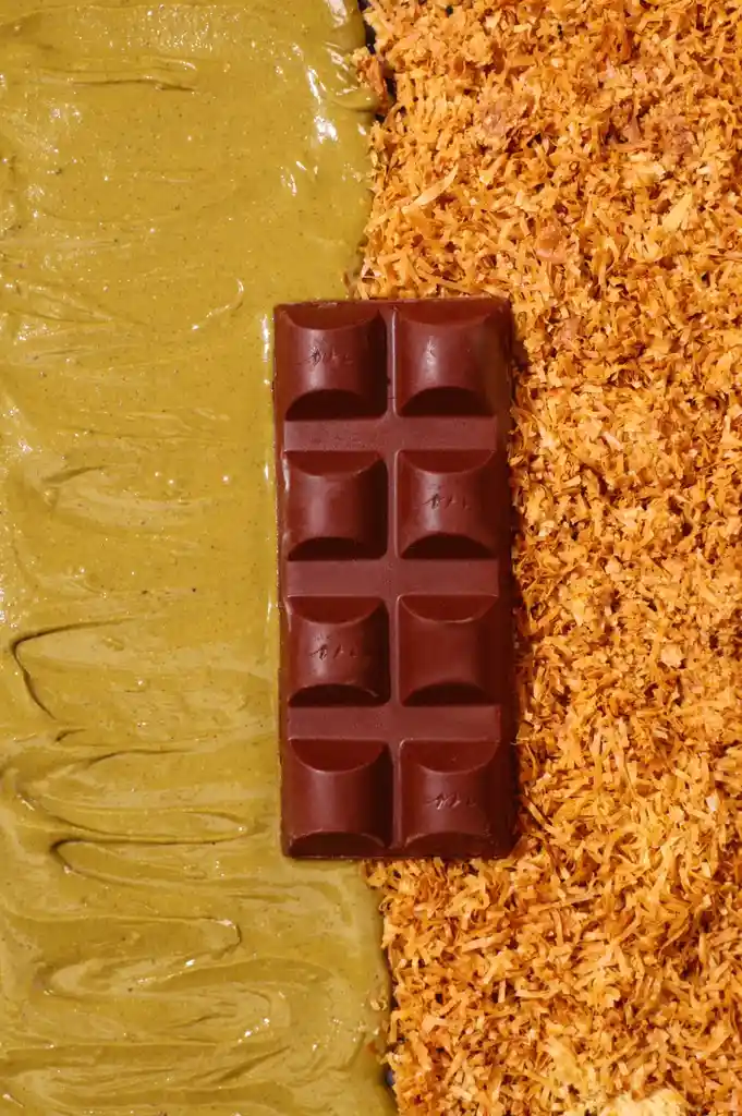 Barra De Chocolate Pistacho Knafeh Dubai (empaque Regalo) Magno