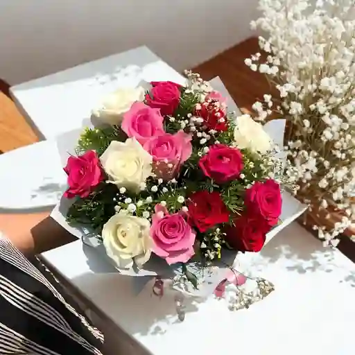 Bouquet Surtido De Rosas