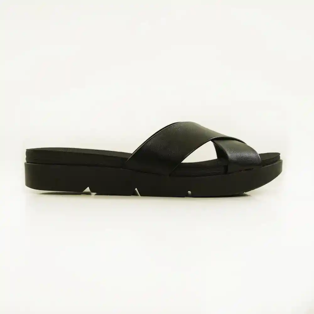 Sandalia Plana Negro Beira Rio Talla 38
