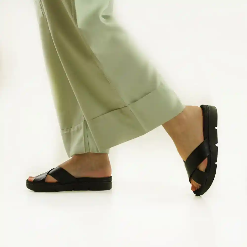Sandalia Plana Negro Beira Rio Talla 40