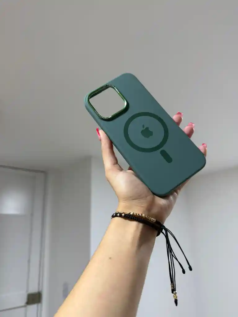 Silicone Case Magsafe Iphone 15 Pro Max - Verde Oscuro
